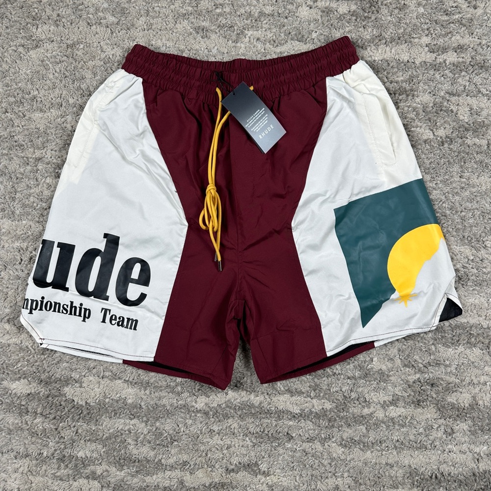 Rhude Marlboro World Championship Racing Red / White Shorts Men’s size Large